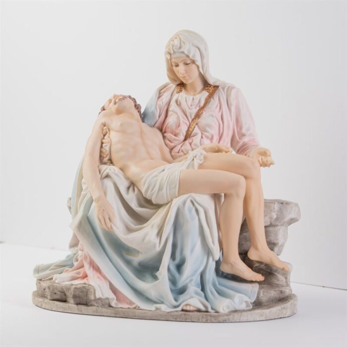 La Pieta col statue 10.5"